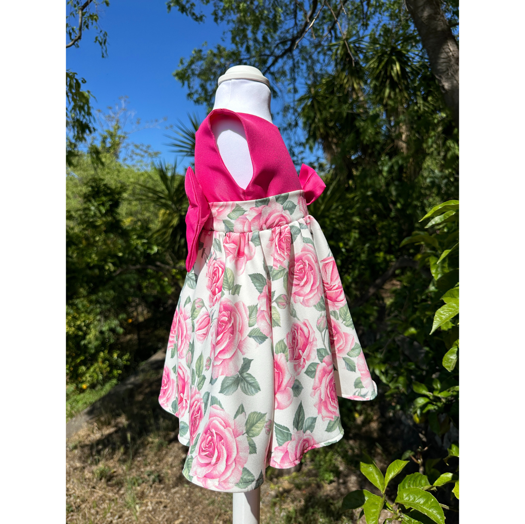 Tailored dress with roses