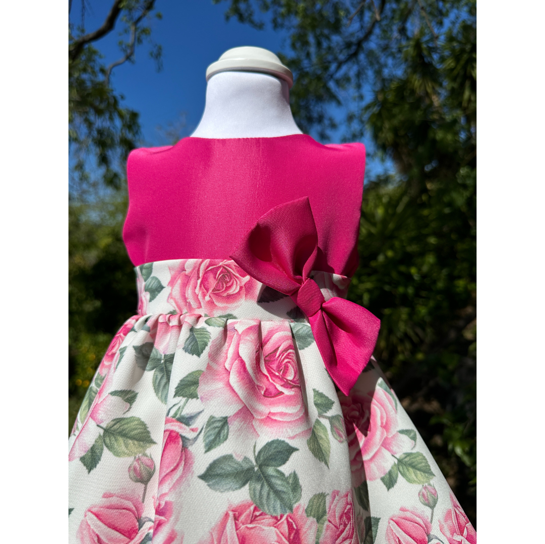 Tailored dress with roses