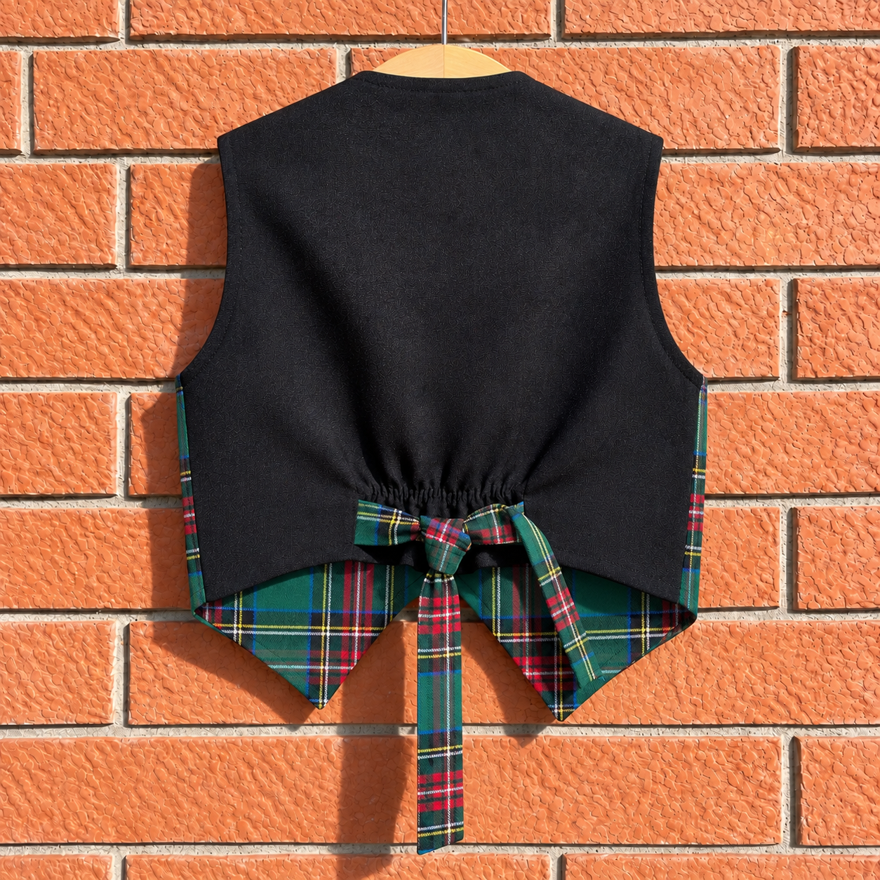 Gilet in tartan scozzese classico con papillon bambino