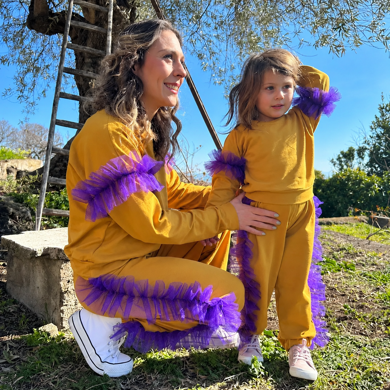 Tutarouchessenaperouchesviolatulledonna01.png
